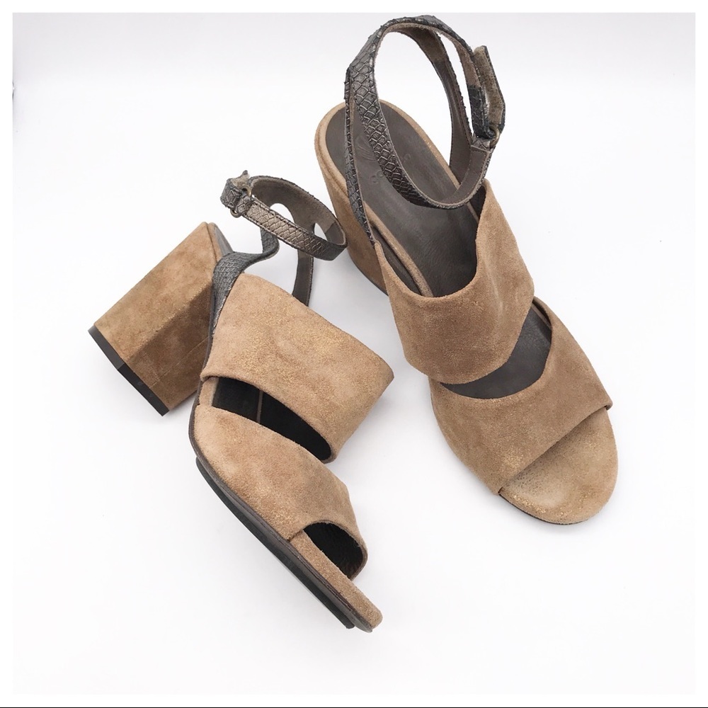 Coclico Brown/Gold Suede Chunky Heel Sandal‎ Size 39.5